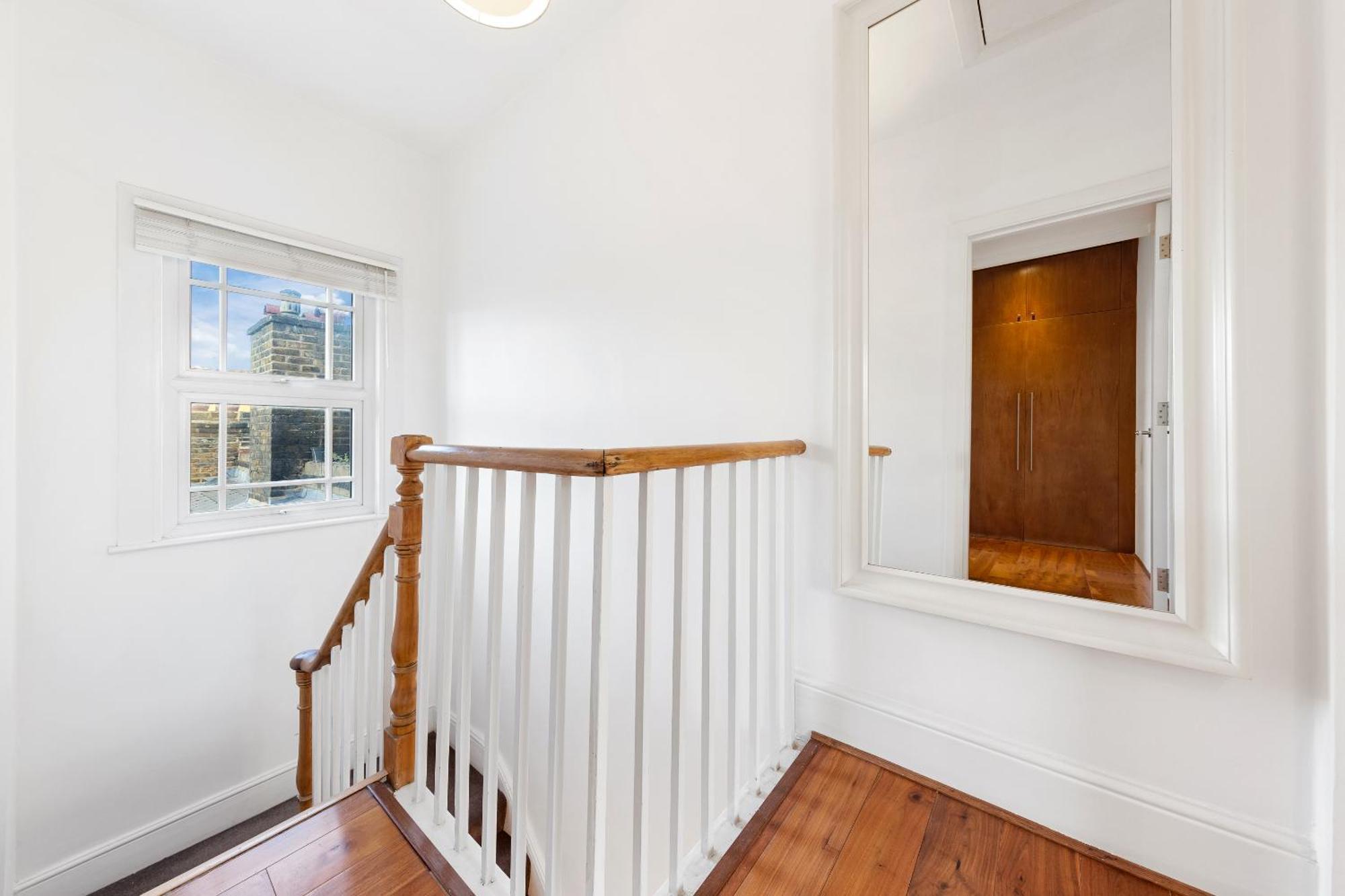 Luxury 4-Bedroom Modern Flat In Central London Steps From Station, Sleeps 9 In Style! Zewnętrze zdjęcie