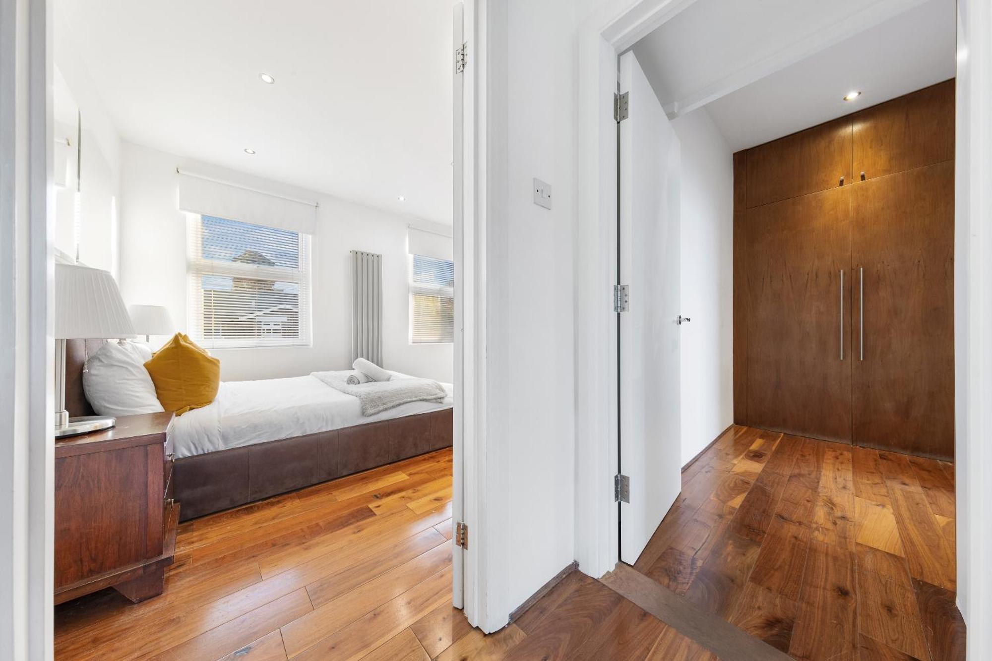 Luxury 4-Bedroom Modern Flat In Central London Steps From Station, Sleeps 9 In Style! Zewnętrze zdjęcie