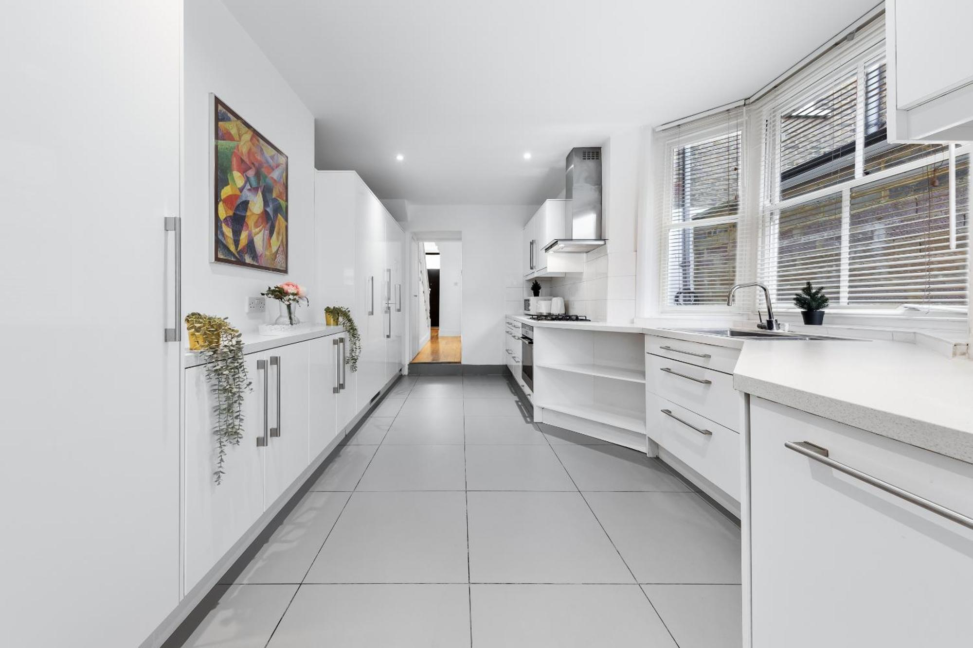Luxury 4-Bedroom Modern Flat In Central London Steps From Station, Sleeps 9 In Style! Zewnętrze zdjęcie