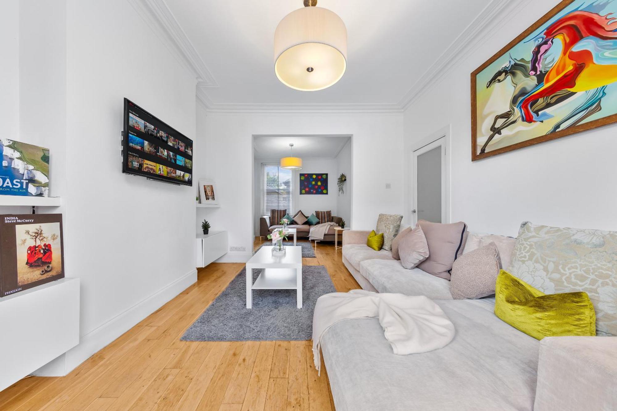 Luxury 4-Bedroom Modern Flat In Central London Steps From Station, Sleeps 9 In Style! Zewnętrze zdjęcie