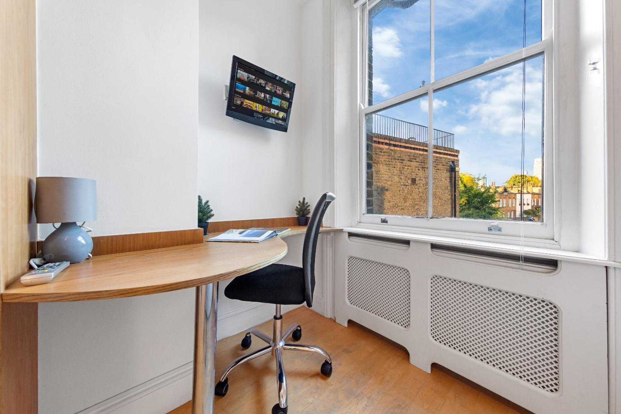 Luxury 4-Bedroom Modern Flat In Central London Steps From Station, Sleeps 9 In Style! Zewnętrze zdjęcie