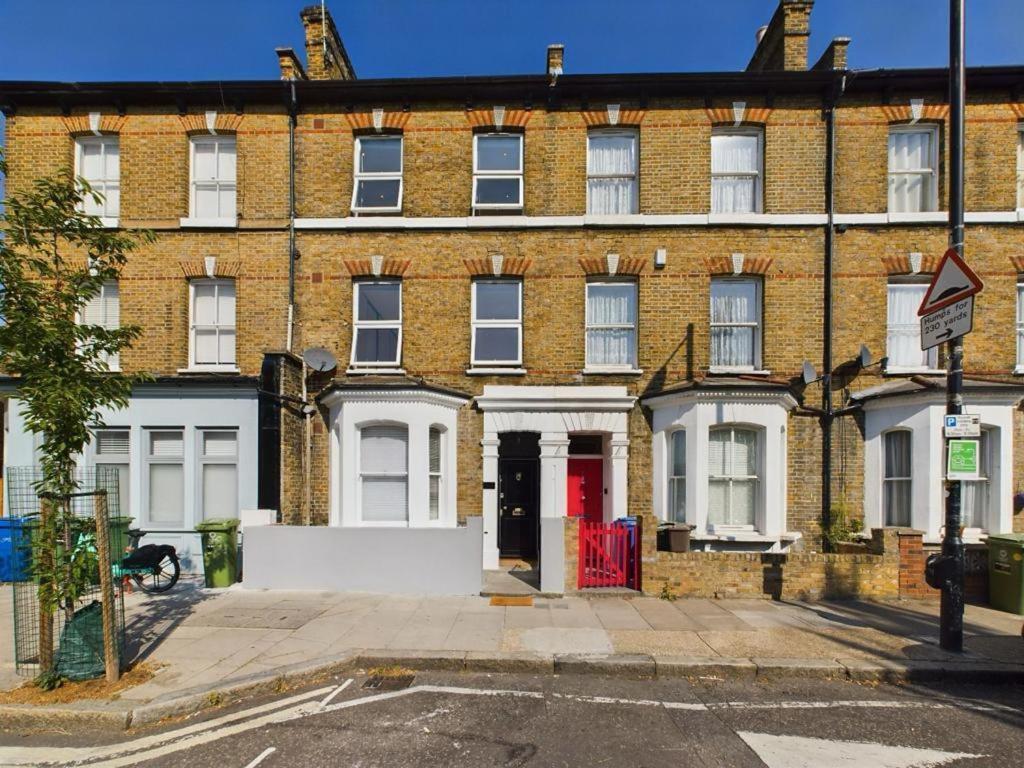 Luxury 4-Bedroom Modern Flat In Central London Steps From Station, Sleeps 9 In Style! Pokój zdjęcie
