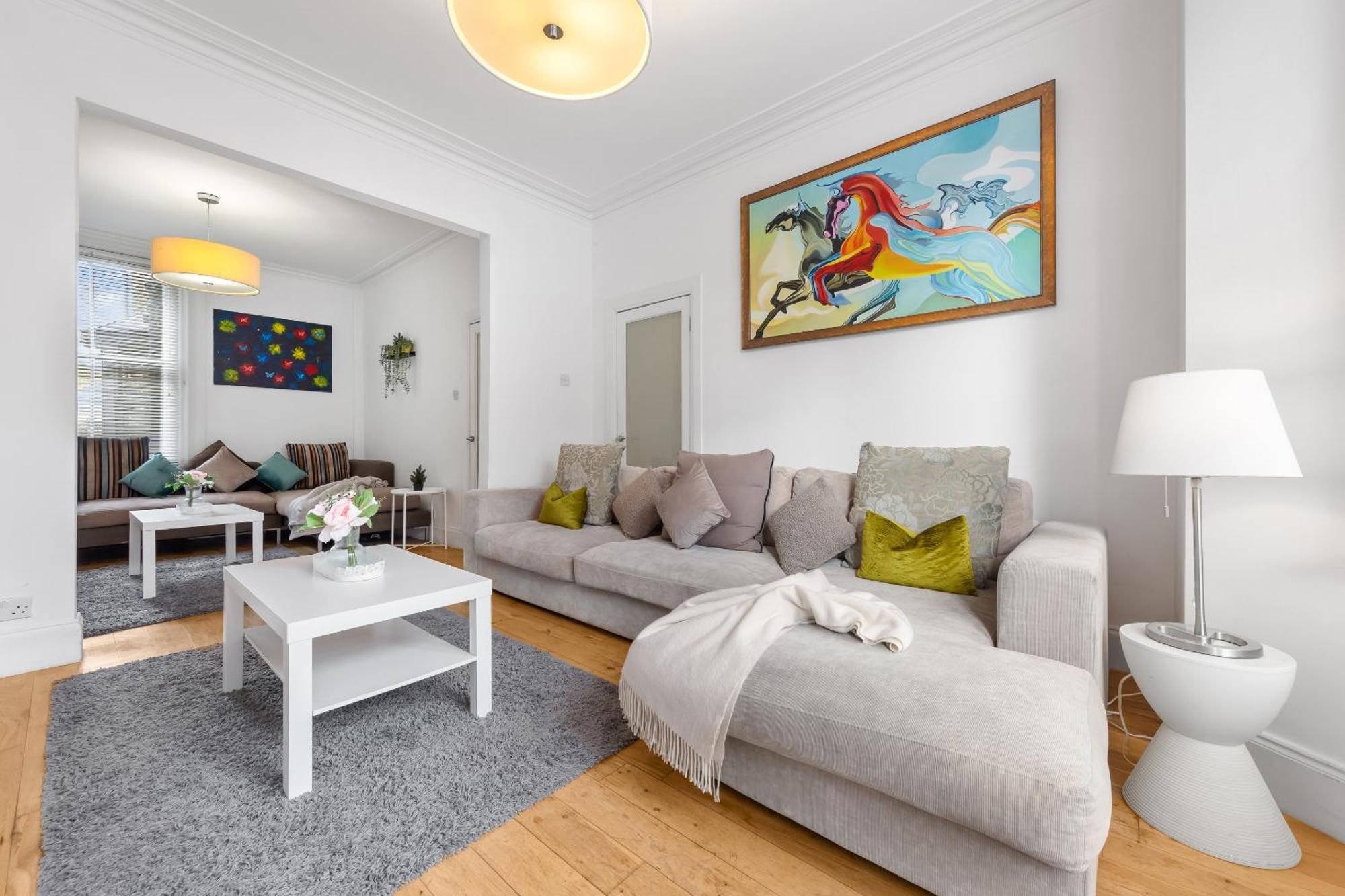 Luxury 4-Bedroom Modern Flat In Central London Steps From Station, Sleeps 9 In Style! Zewnętrze zdjęcie