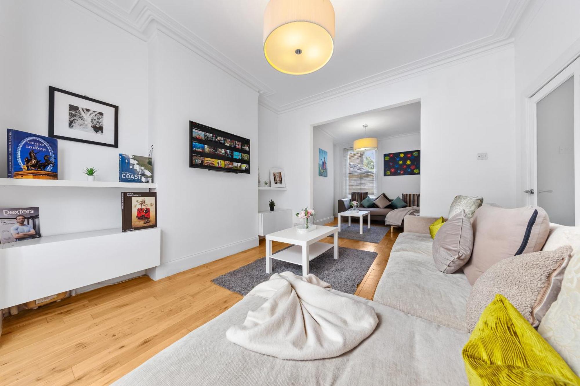 Luxury 4-Bedroom Modern Flat In Central London Steps From Station, Sleeps 9 In Style! Zewnętrze zdjęcie