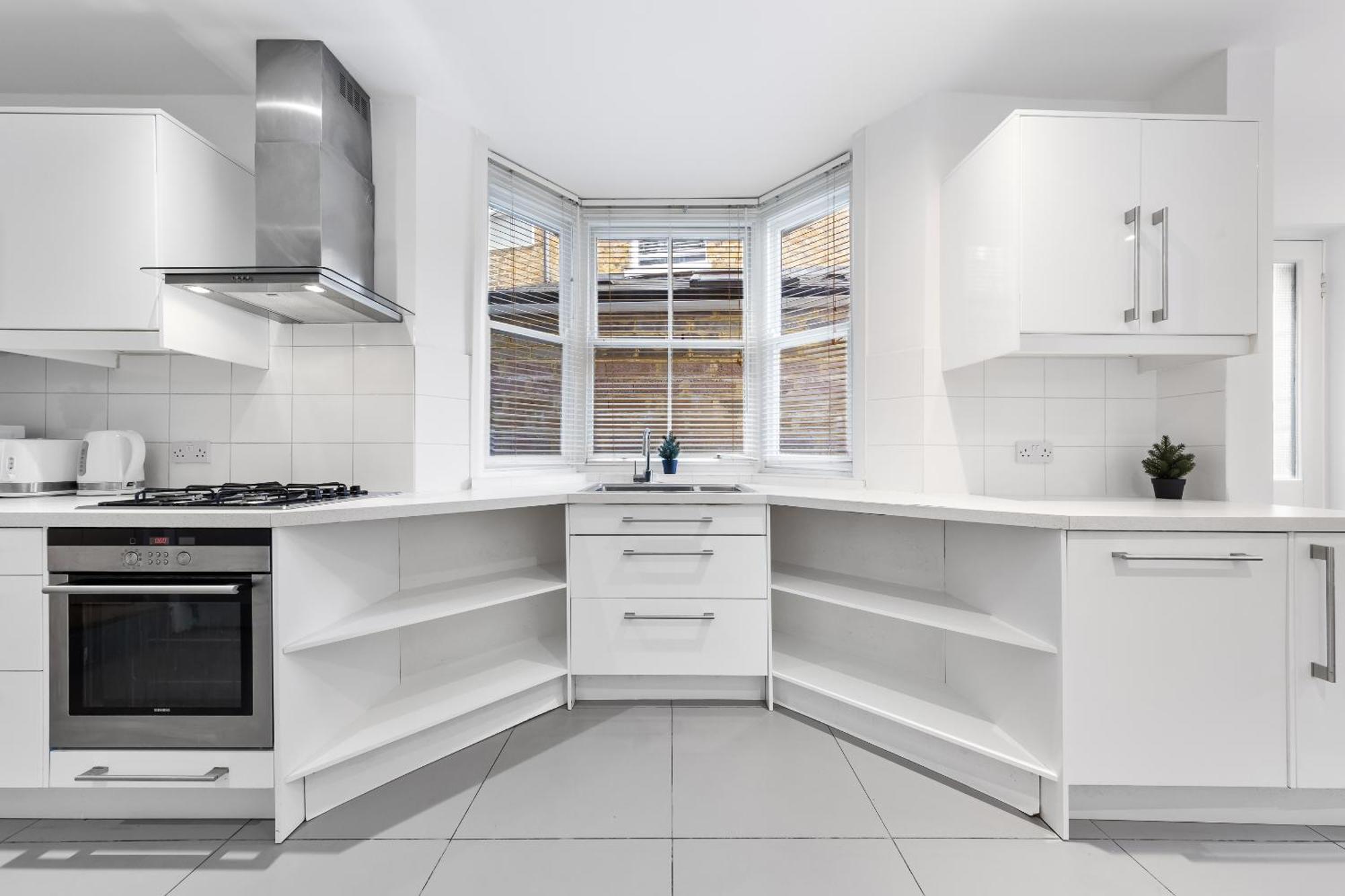 Luxury 4-Bedroom Modern Flat In Central London Steps From Station, Sleeps 9 In Style! Zewnętrze zdjęcie